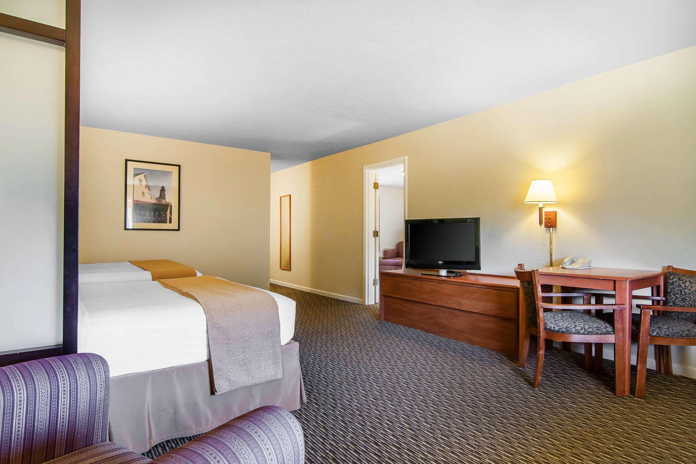 Quality Inn & Suites At Coos Bay North Bend Exteriér fotografie