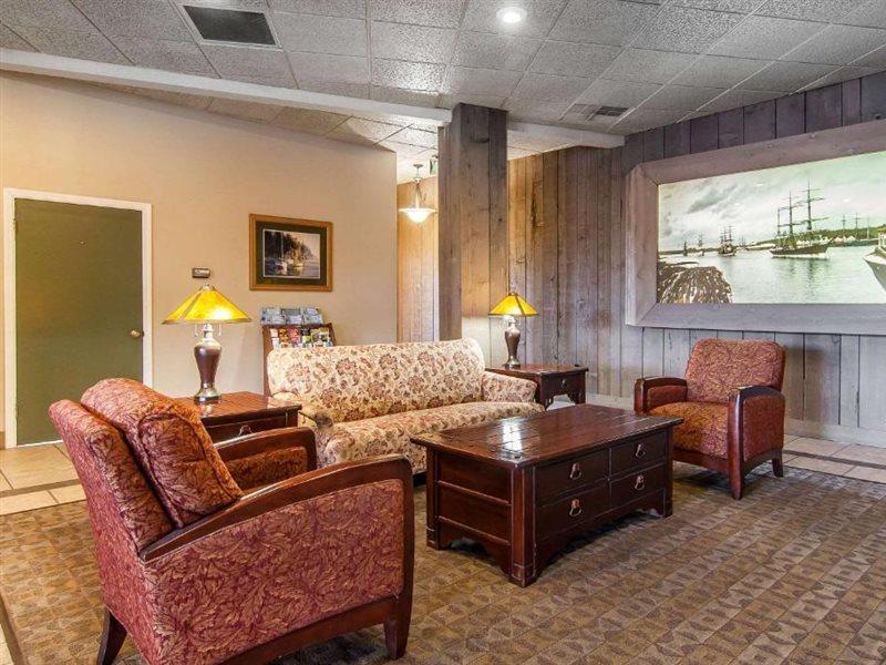 Quality Inn & Suites At Coos Bay North Bend Exteriér fotografie