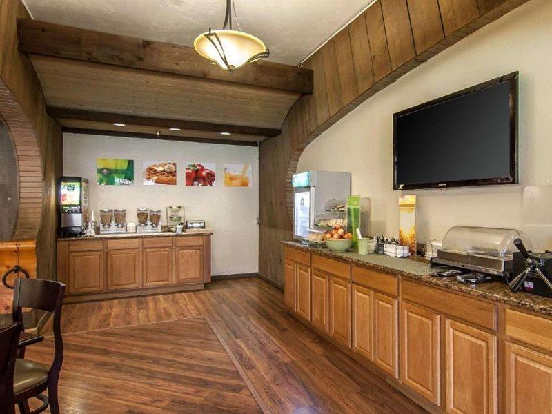 Quality Inn & Suites At Coos Bay North Bend Exteriér fotografie