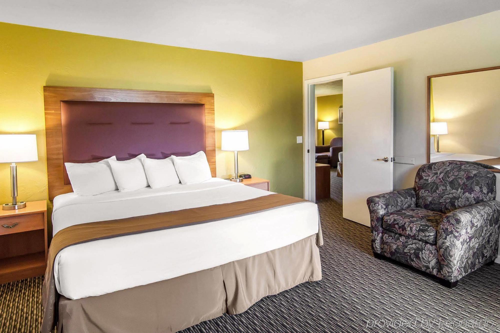 Quality Inn & Suites At Coos Bay North Bend Exteriér fotografie